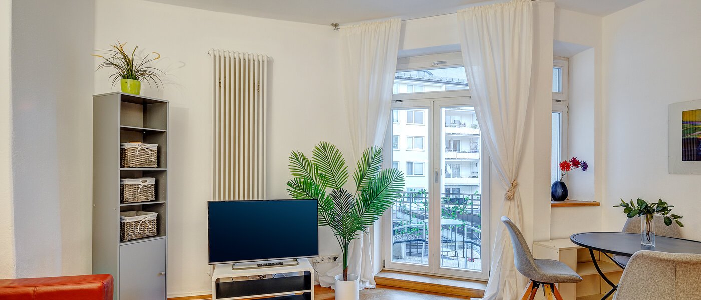 apartment München Obergiesing 02 living area 1447