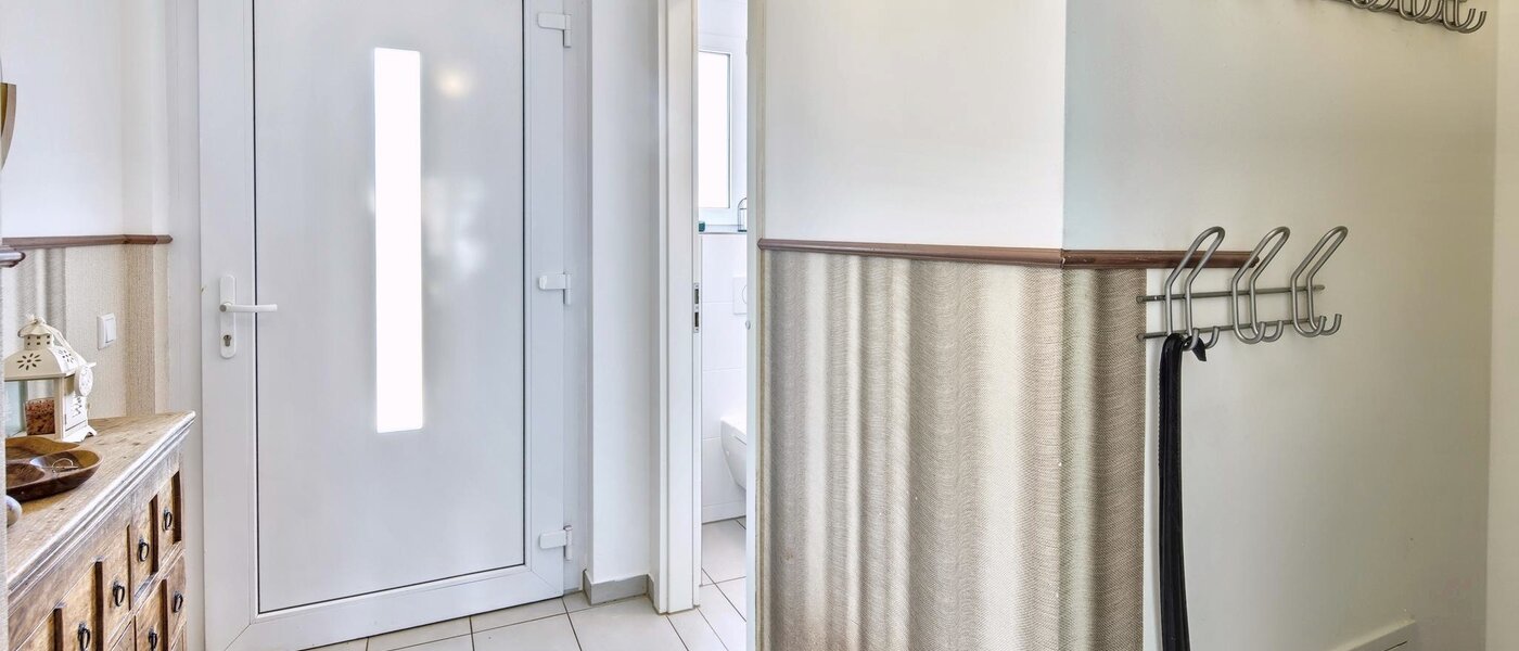 corner townhouse Karlsfeld 01 hall 14478