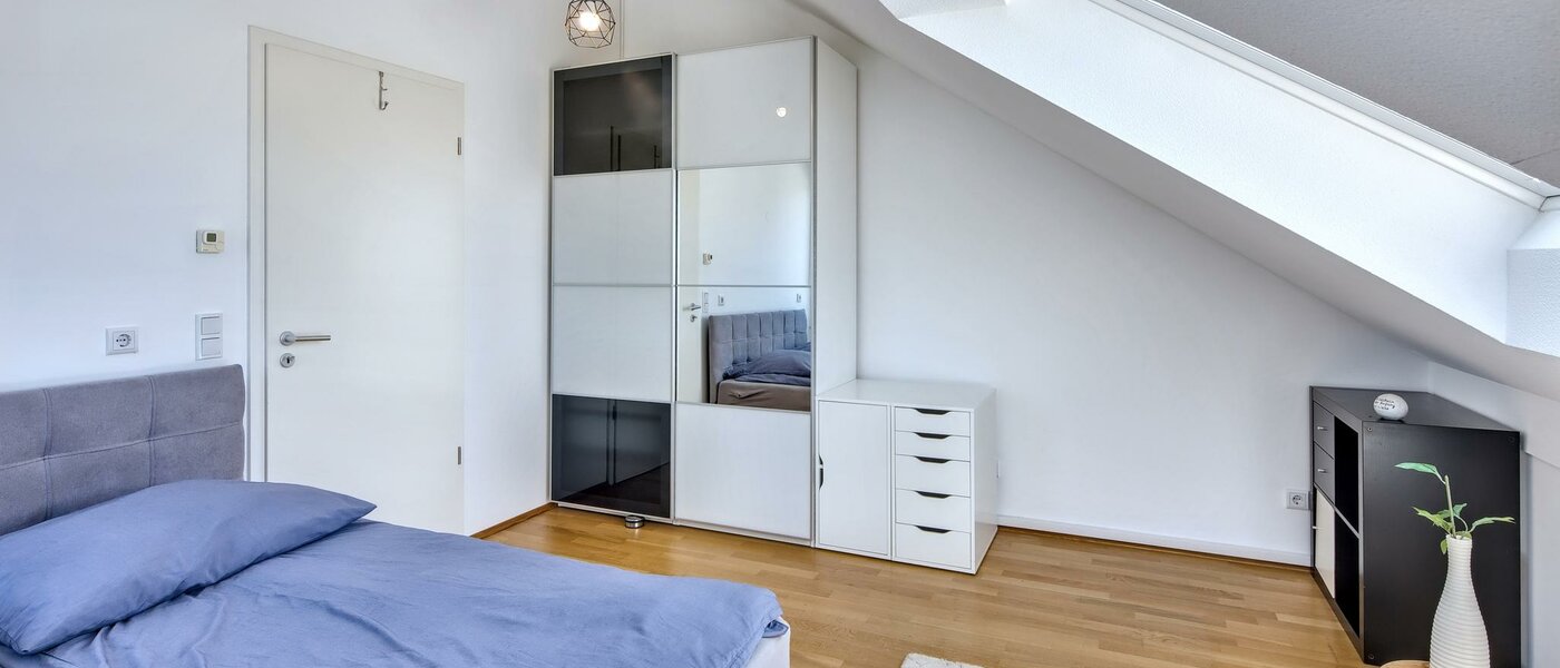 corner townhouse Karlsfeld 02 1. bedroom 14478