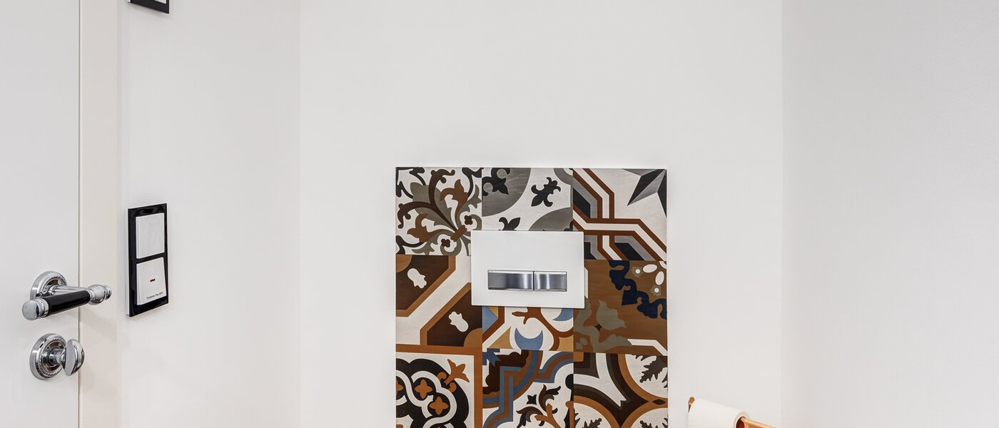 apartment München Solln 02 guest toilet 14479