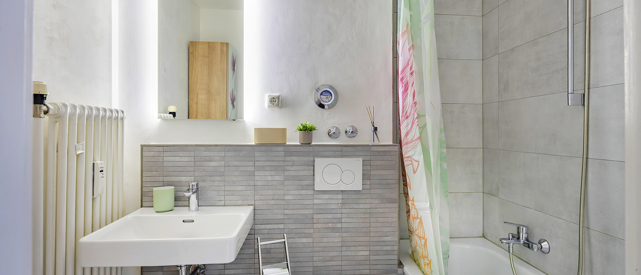 apartment München Harlaching 01 bathroom 14483