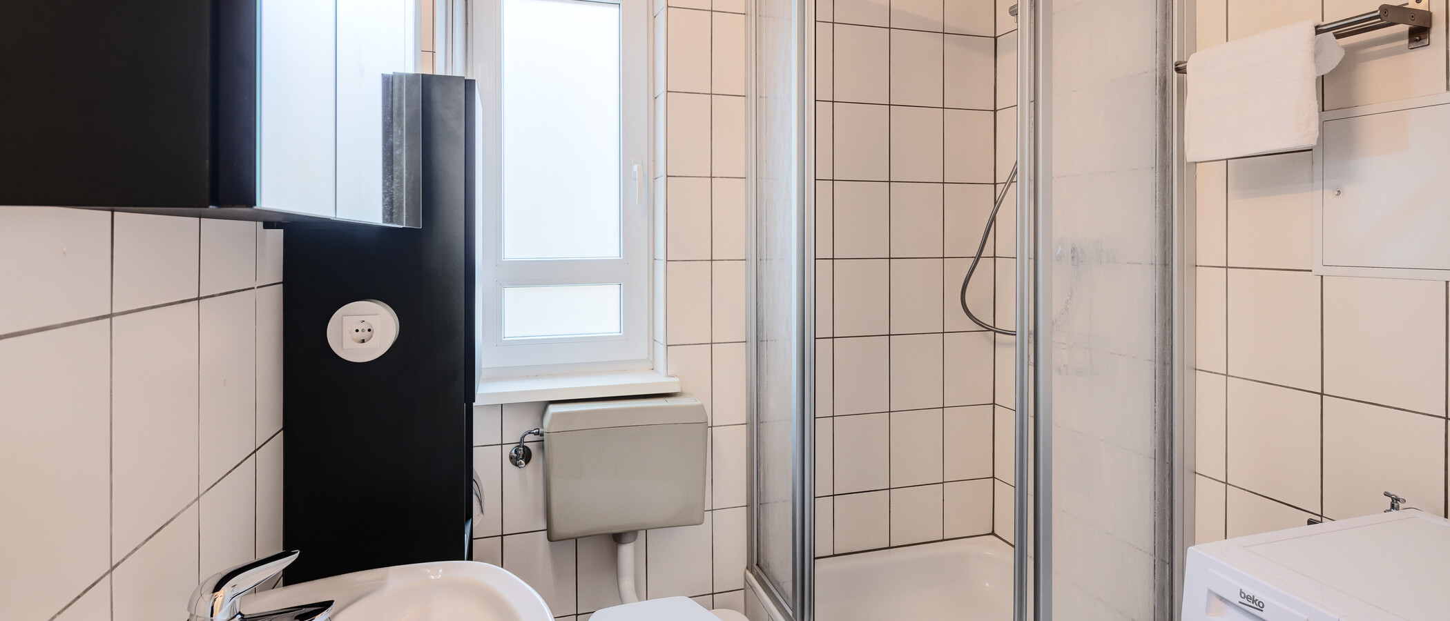 apartment München Maxvorstadt 01 bathroom 14500
