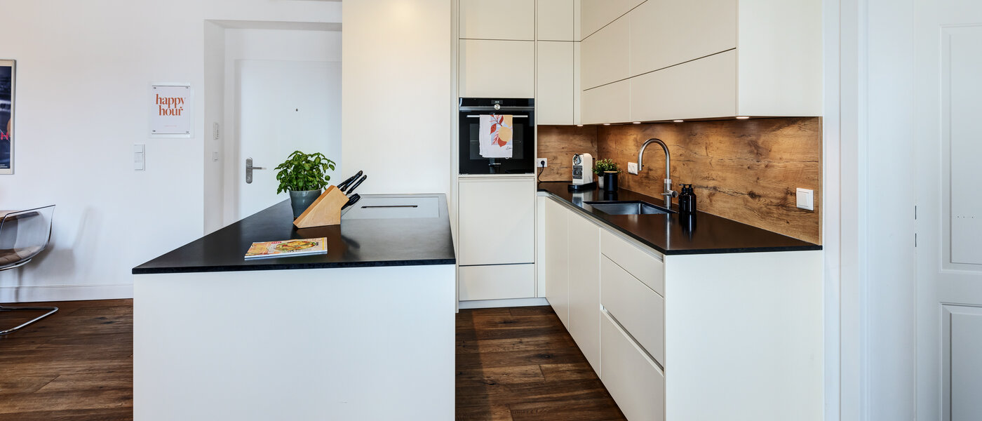 apartment München Lehel 01 kitchen 14503