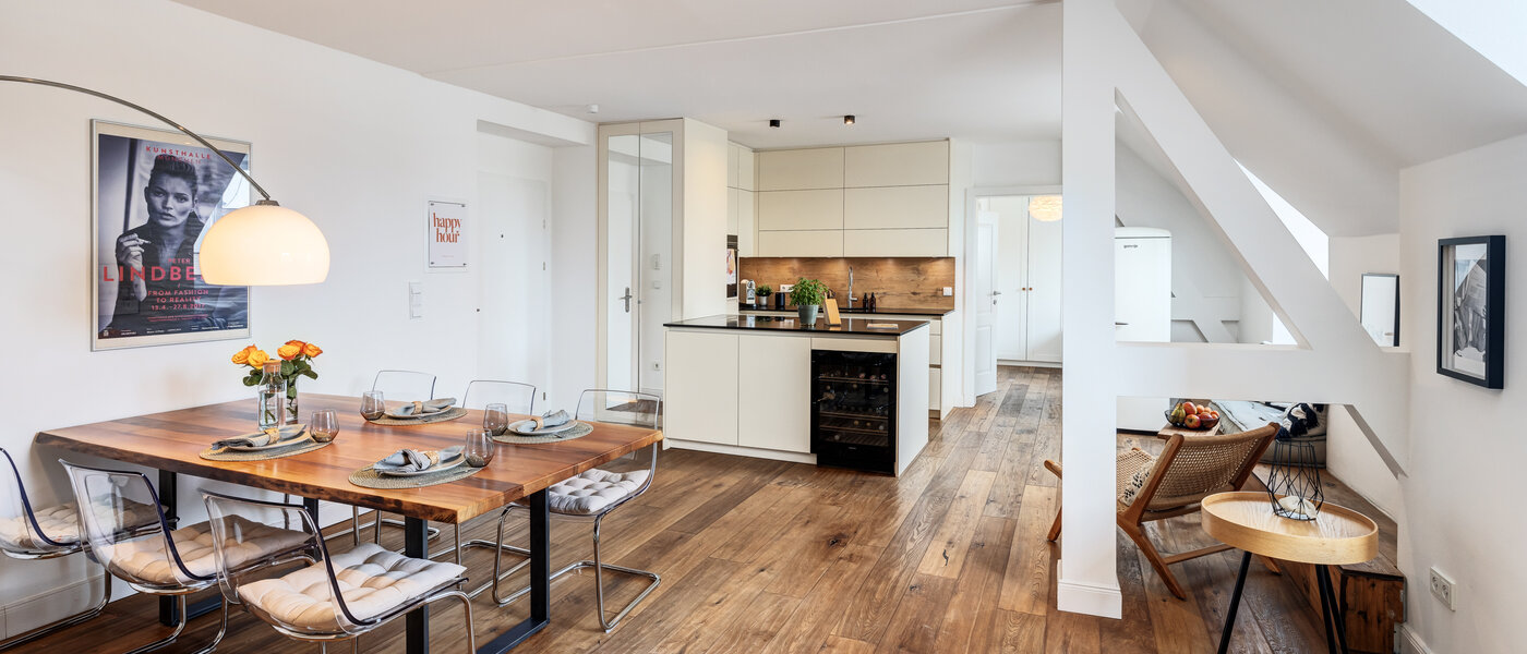 apartment München Lehel 03 dining area 14503