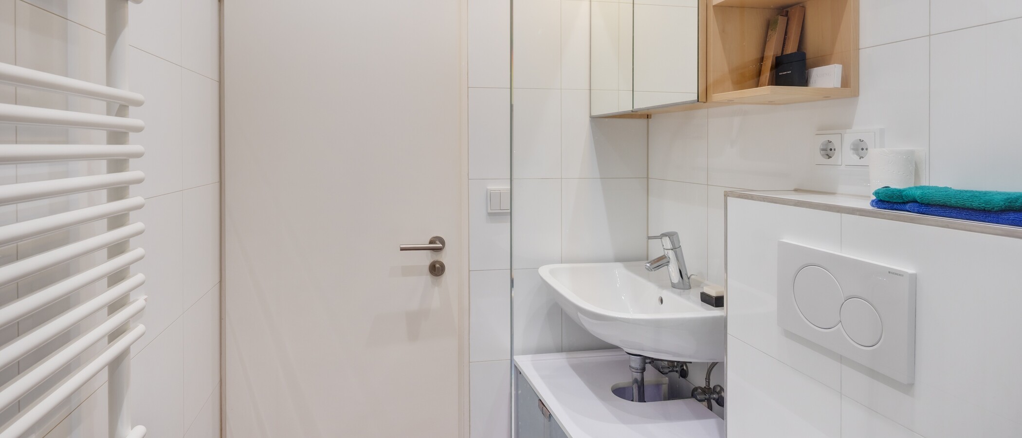 apartment München Maxvorstadt 02 bathroom 14504