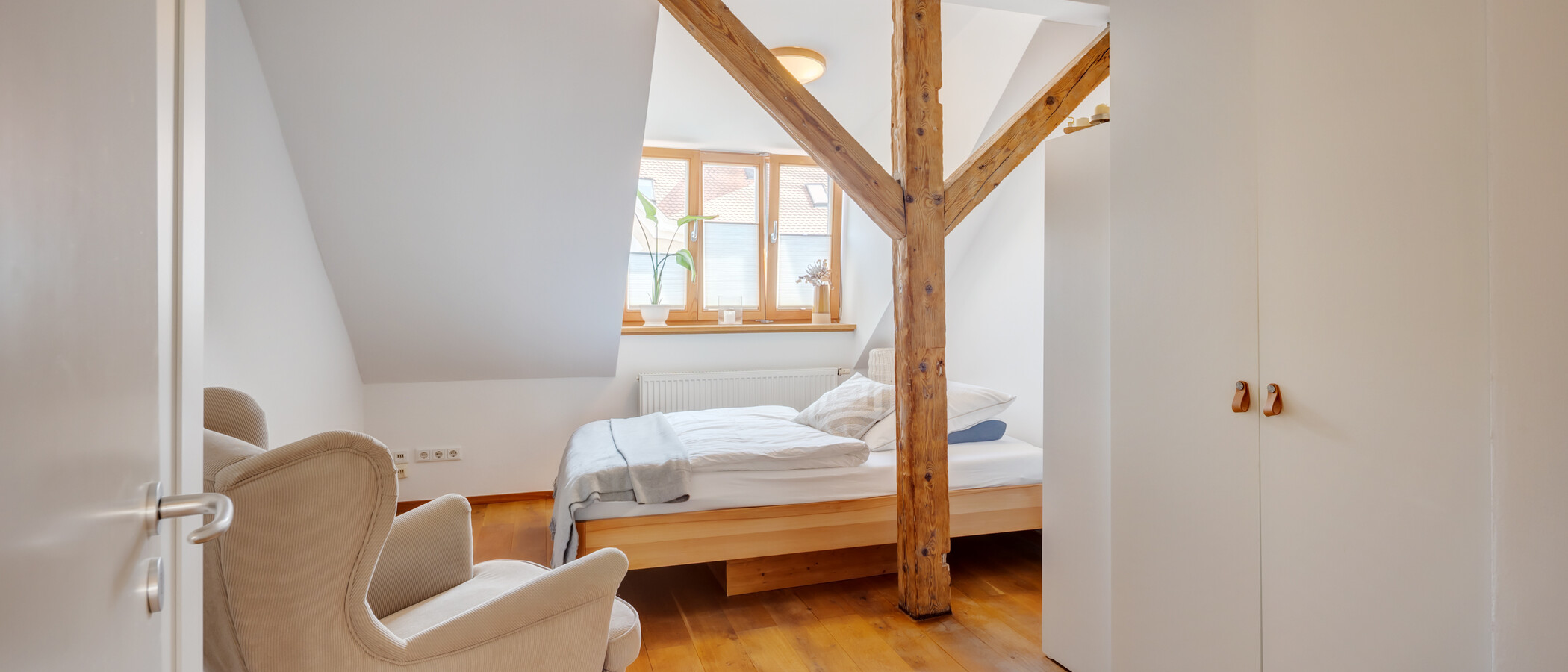 attic apartment München Dreimühlenviertel 01 2. bedroom 14505
