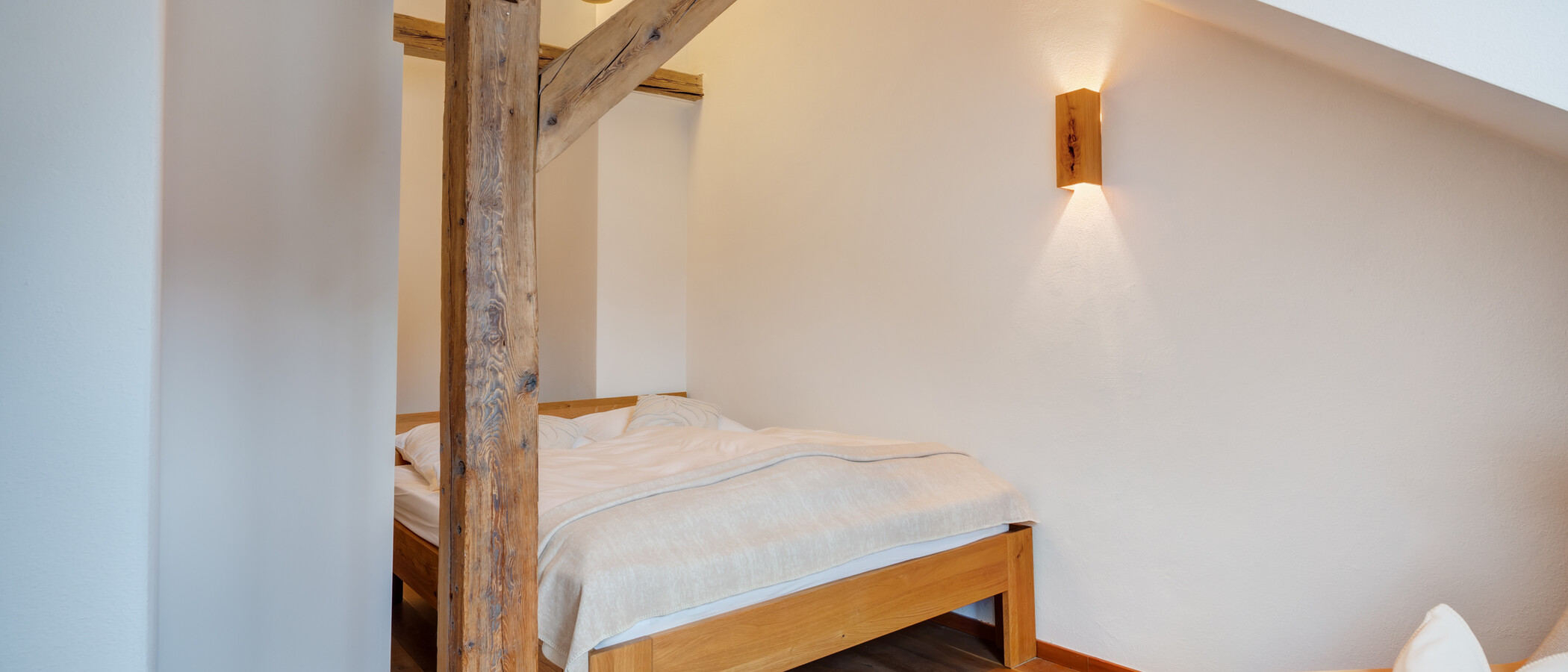 attic apartment München Dreimühlenviertel 01 1. bedroom 14505