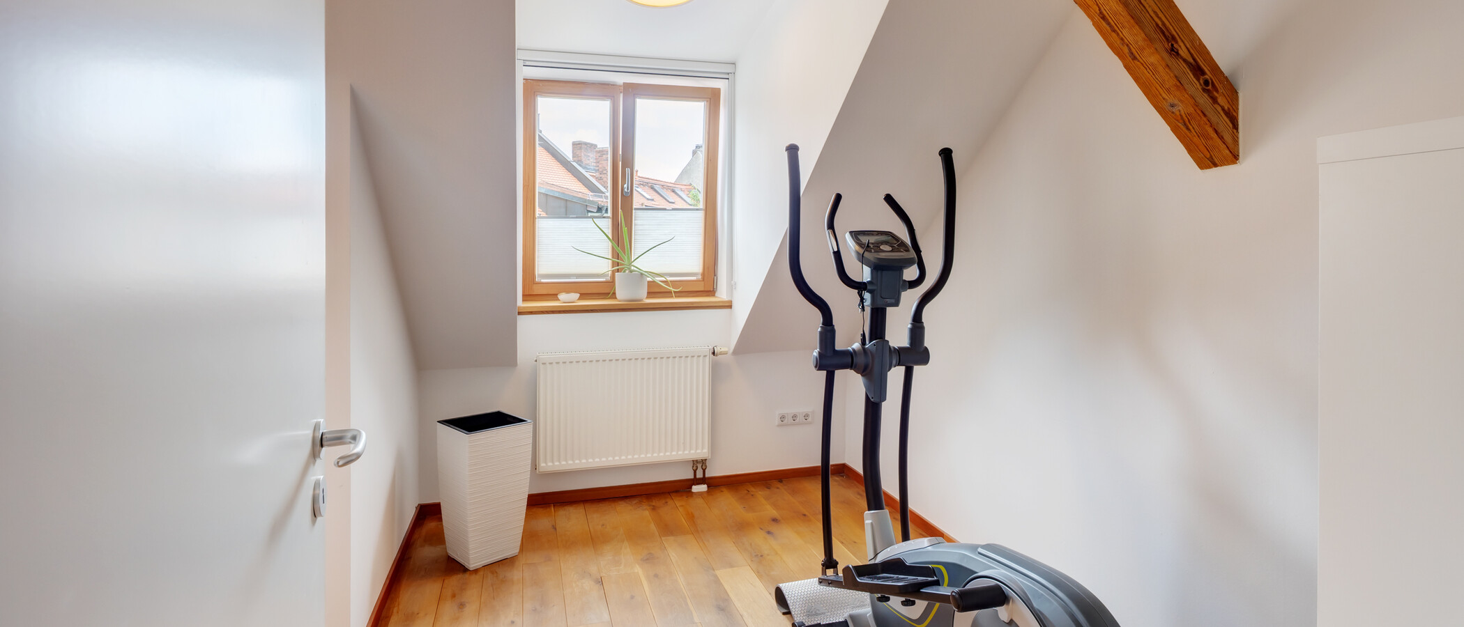 attic apartment München Dreimühlenviertel 06 1. bedroom 14505