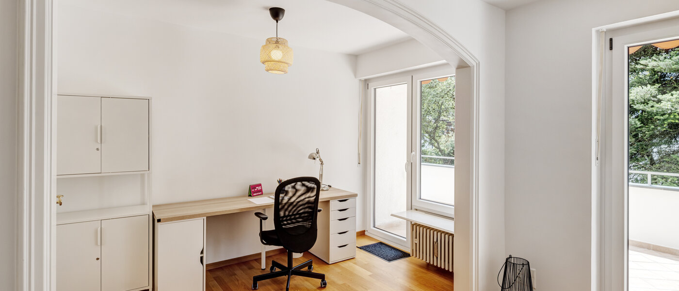 apartment München Solln 01 office 14509
