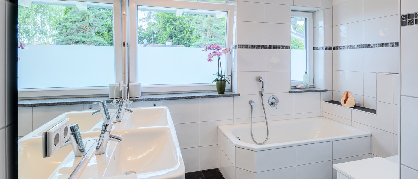 semi-detached house Wörthsee 01 1. bathroom 14511