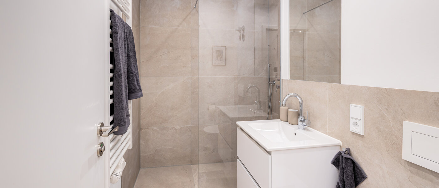 apartment München Thalkirchen 01 bathroom 14526