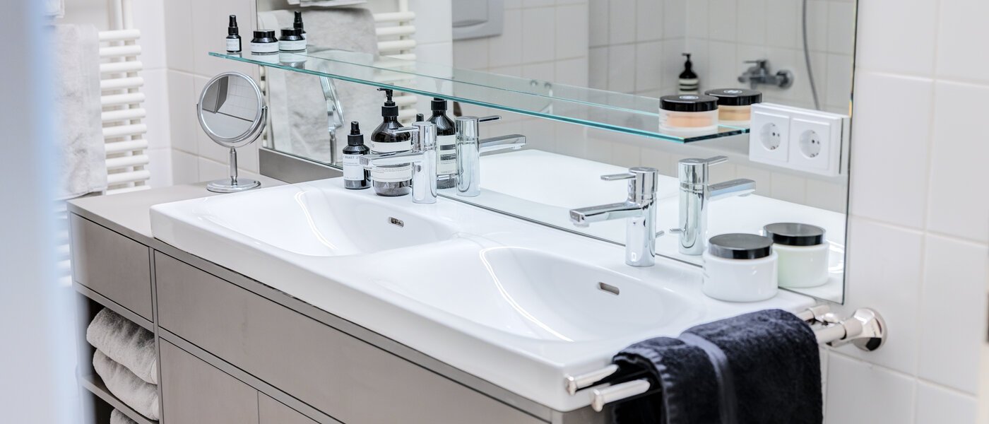 apartment München Neuhausen 01 1. bathroom 14528