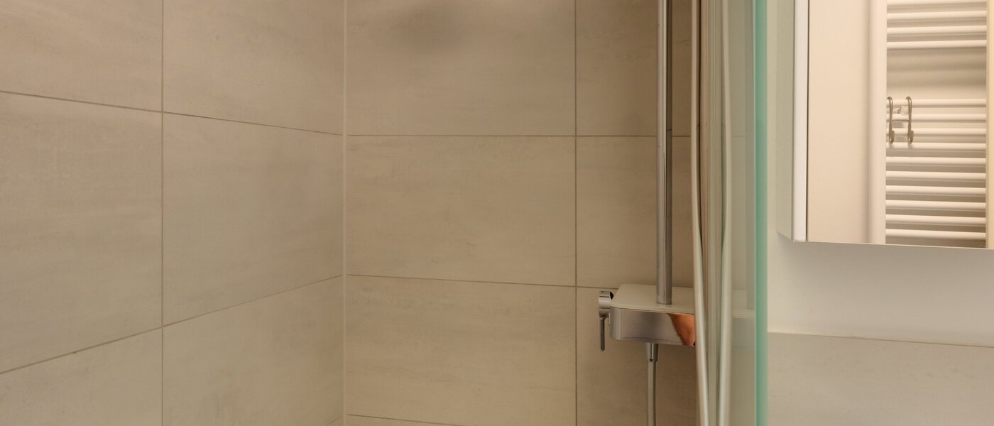 apartment München Milbertshofen 02 bathroom 14531