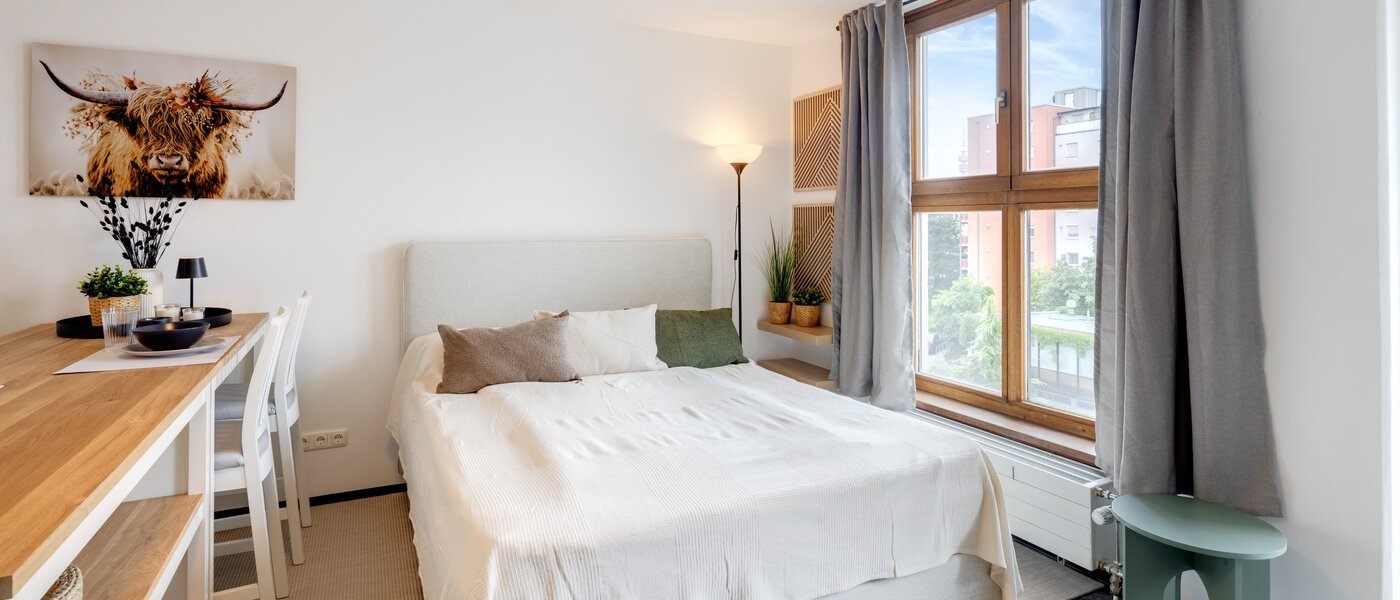 apartment München Milbertshofen 01 sleeping area 14531