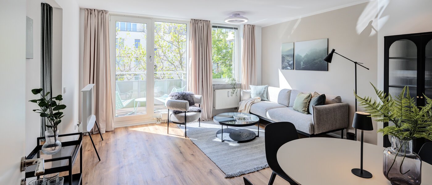 apartment München Maxvorstadt 01 living area 14537