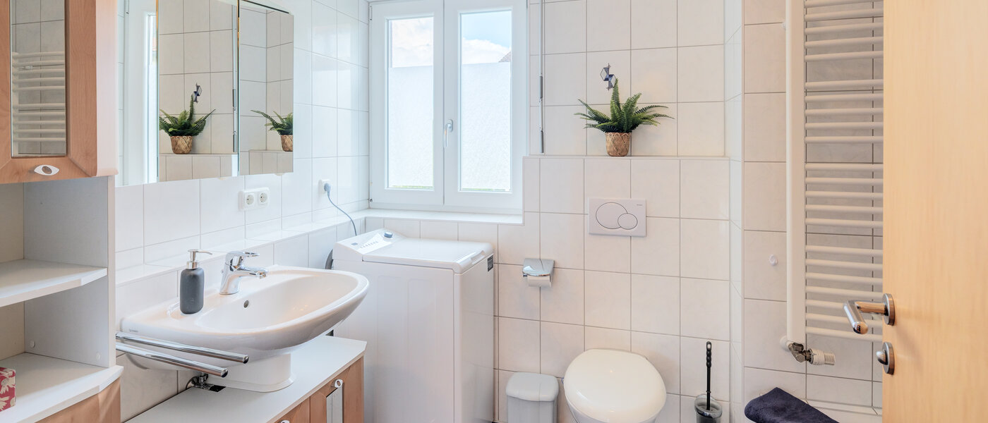 apartment Garching 01 bathroom 14539