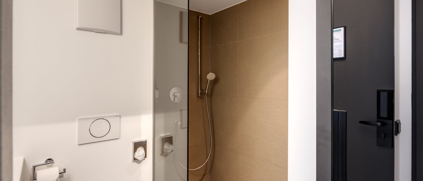 studio München Schwabing-West (rund um den Hohenzollernplatz) 02 bathroom 14544