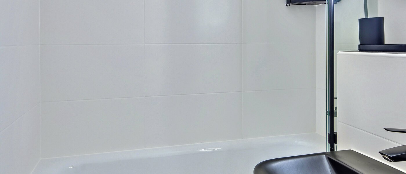 apartment München Neuhausen 02 bathroom 14547