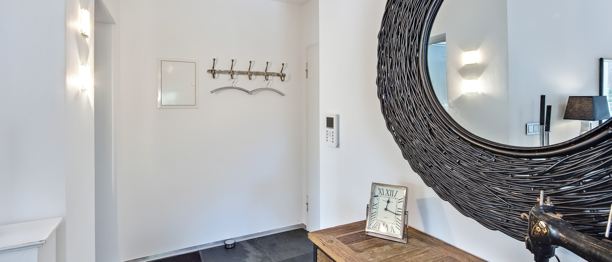 penthouse München Nymphenburg 01 hall 14553