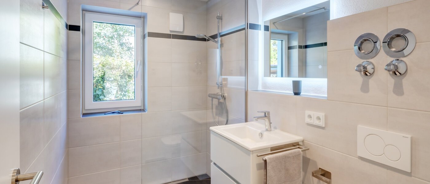 apartment Neufahrn b. Freising 01 bathroom 14560