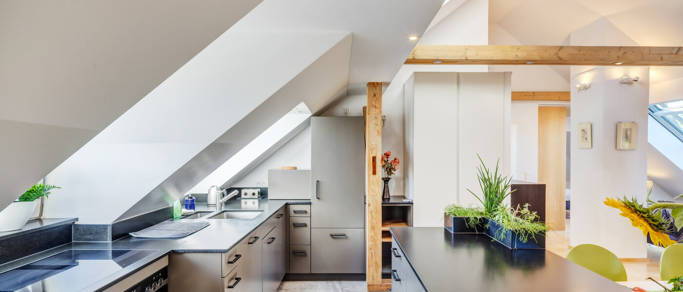 attic apartment München Fasangarten 01 kitchen 14562