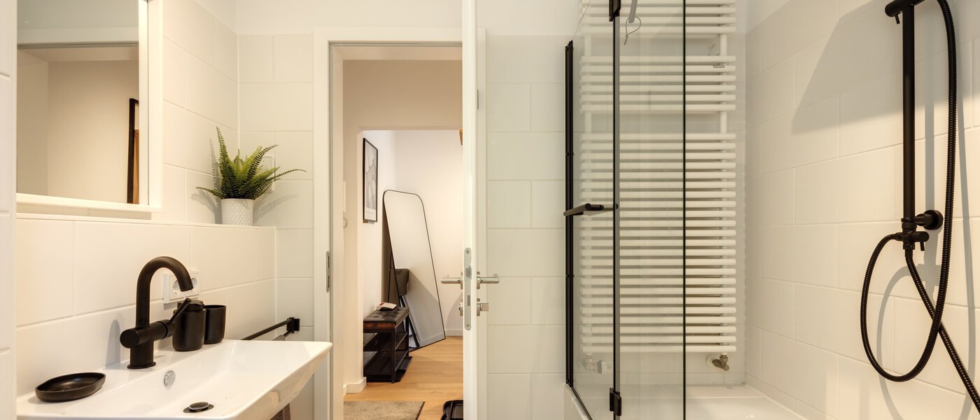 apartment München Maxvorstadt 02 bathroom 14564