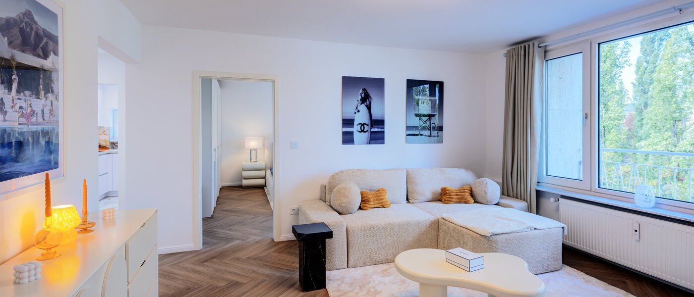 apartment München Schwabing (rechts der Leopoldstraße) 01 living area 14569