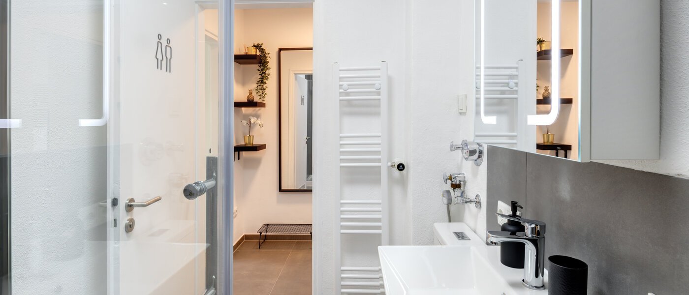 apartment München Sendling-Westpark 03 bathroom 14571