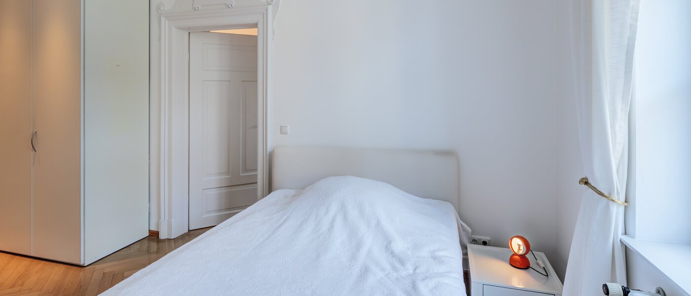 apartment München Lehel 02 2. bedroom 14572