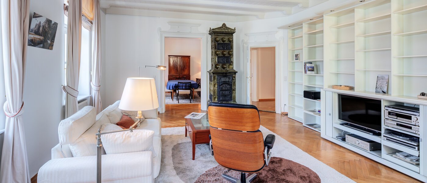 apartment München Lehel 01 living area 14572