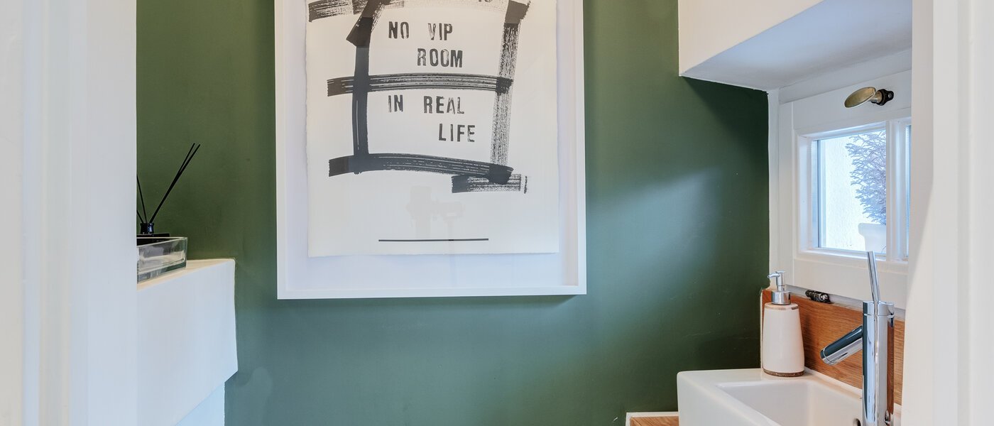 detached house München Obermenzing 01 guest toilet 14582