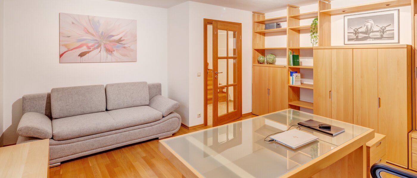 maisonette München Fasangarten 01 hobby room 14585