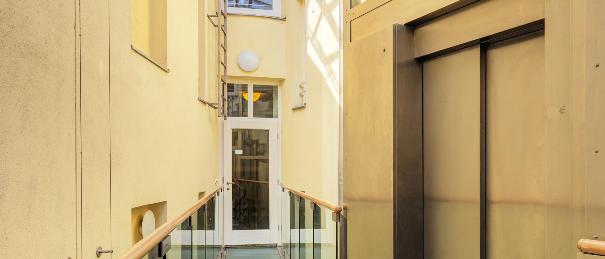 apartment München Haidhausen 02 staircase 14591