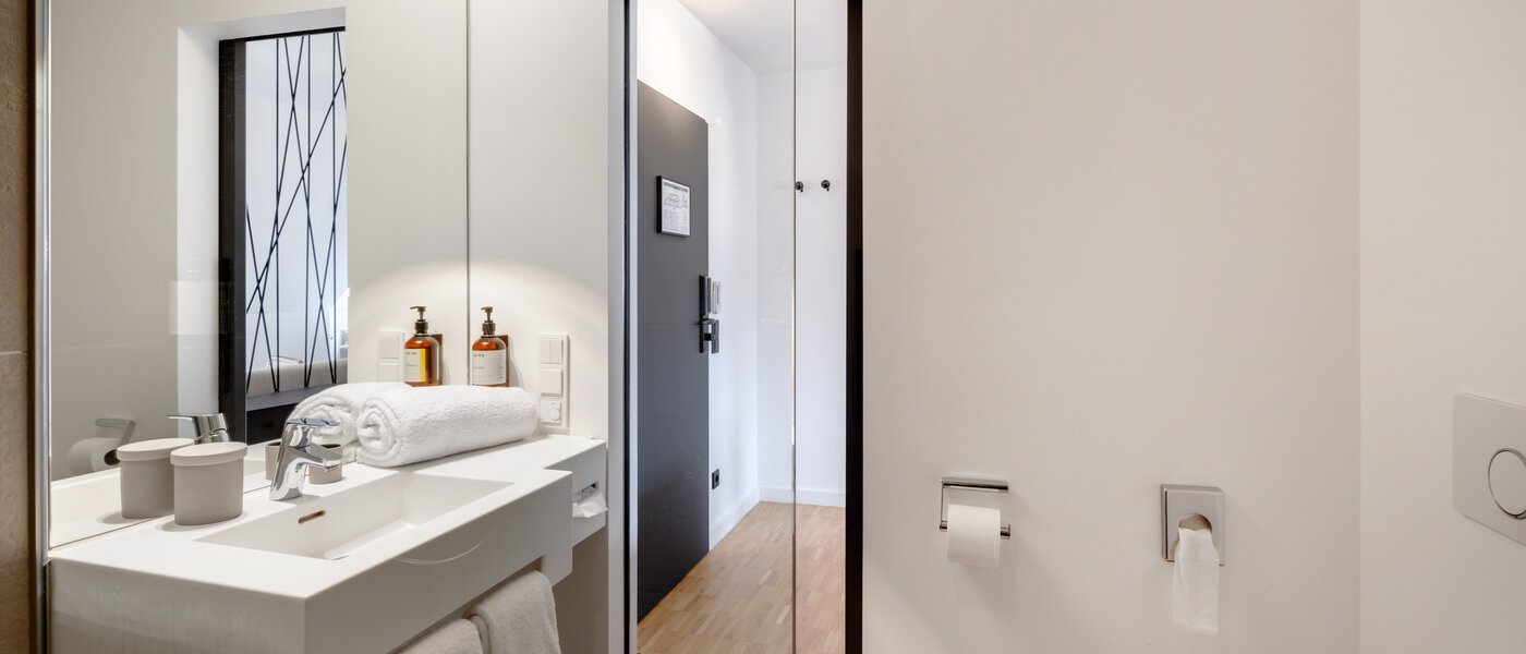 studio München Schwabing-West (rund um den Hohenzollernplatz) 03 bathroom 14593