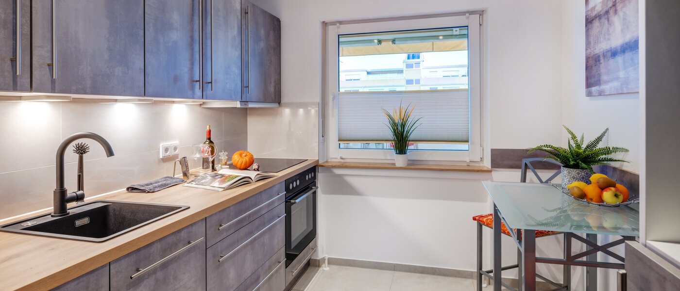 apartment München Westkreuz 01 kitchen 14594