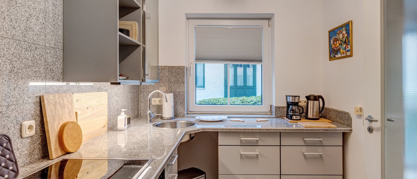 apartment München Nymphenburg 02 kitchen 14596