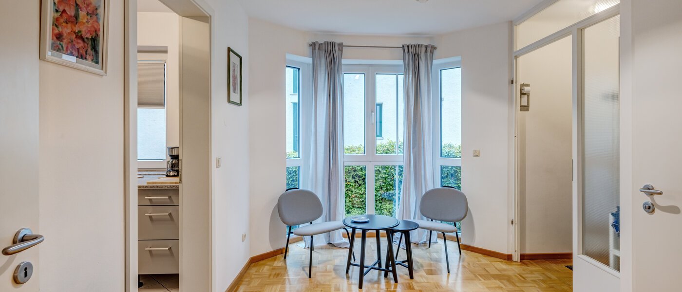 apartment München Nymphenburg 03 hall 14596
