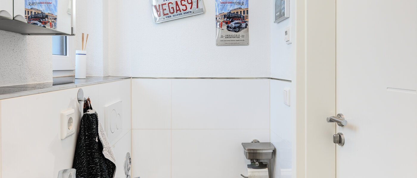 maisonette München Freimann 03 2. bathroom 14598