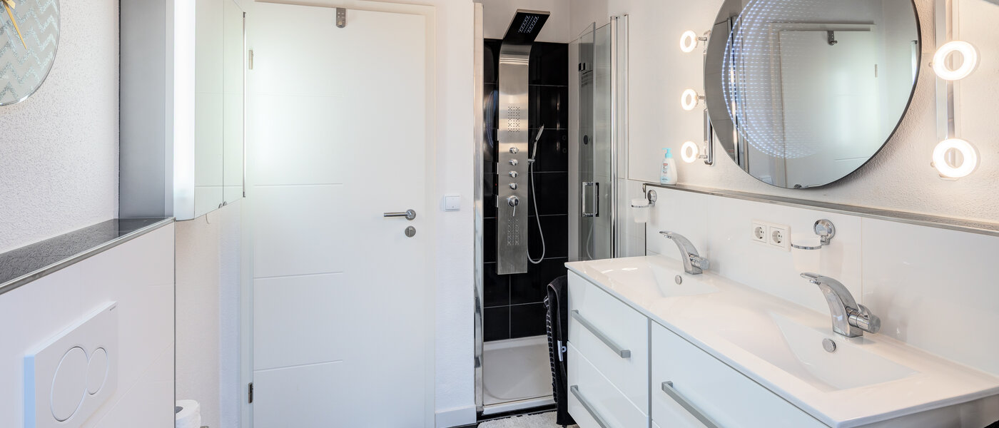 maisonette München Freimann 03 1. bathroom 14598