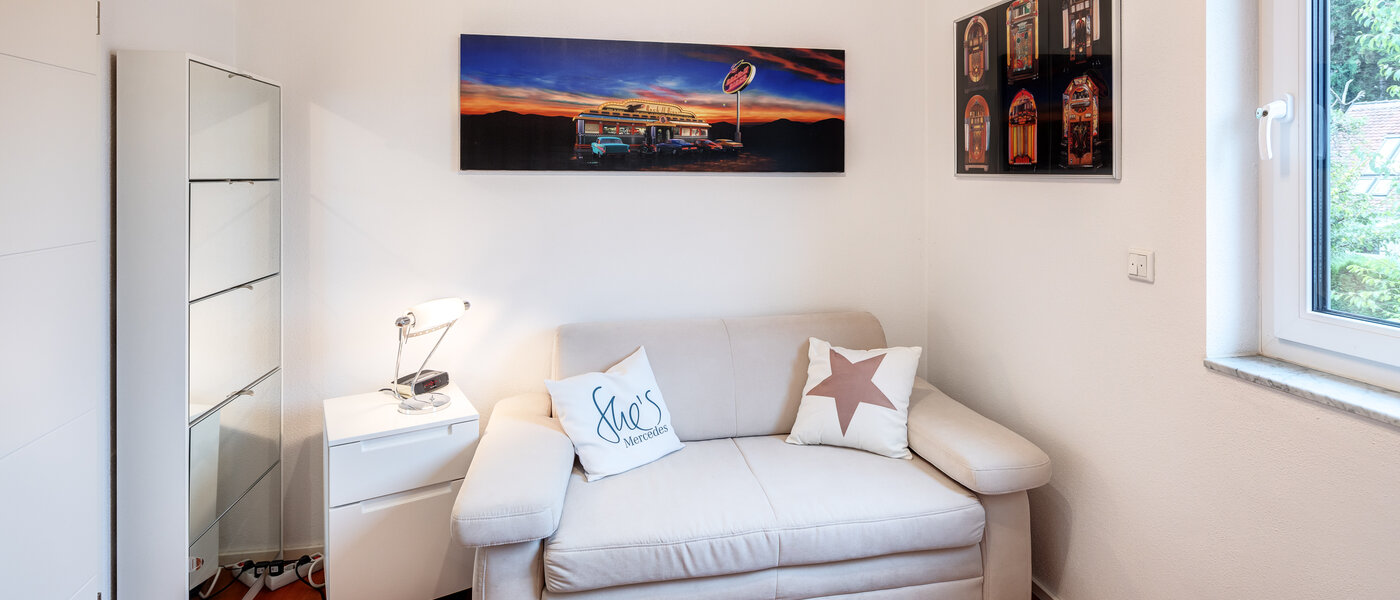 maisonette München Freimann 01 guest room 14598