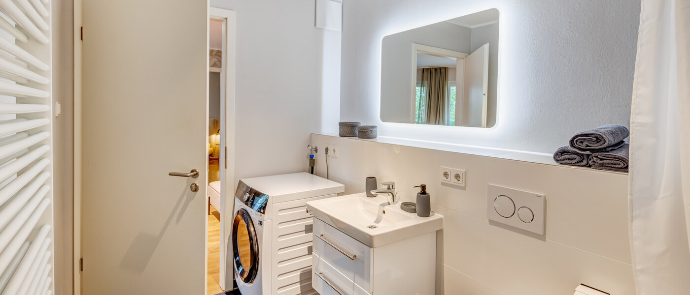 apartment München Maxvorstadt 02 bathroom 14603