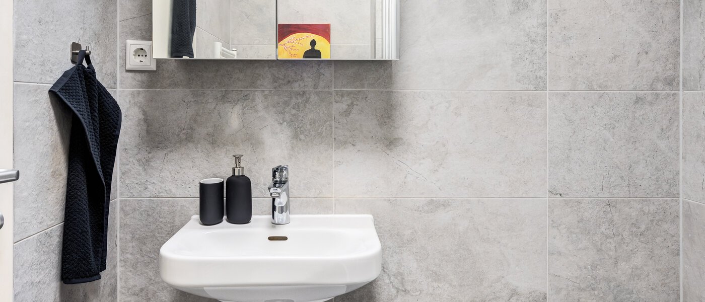 apartment München Berg am Laim 01 bathroom 14607