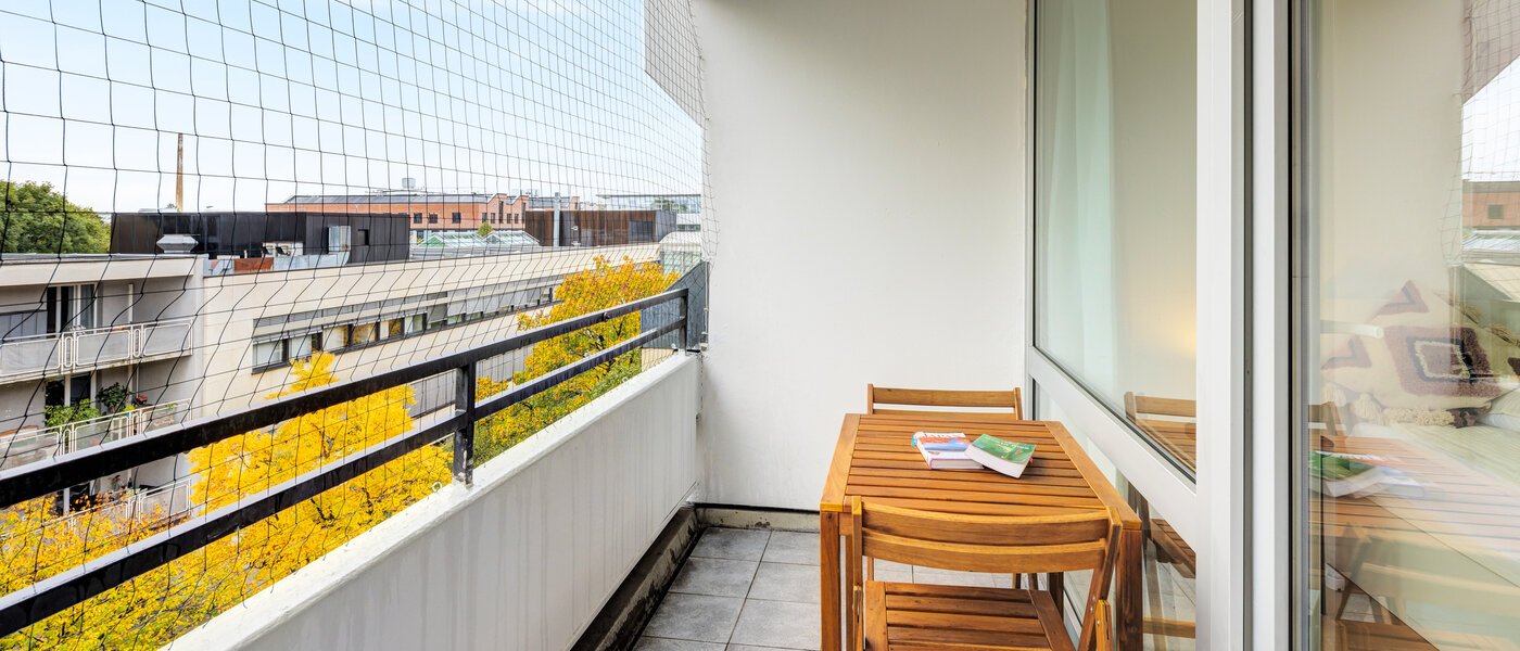 apartment München Berg am Laim 01 balcony 14607