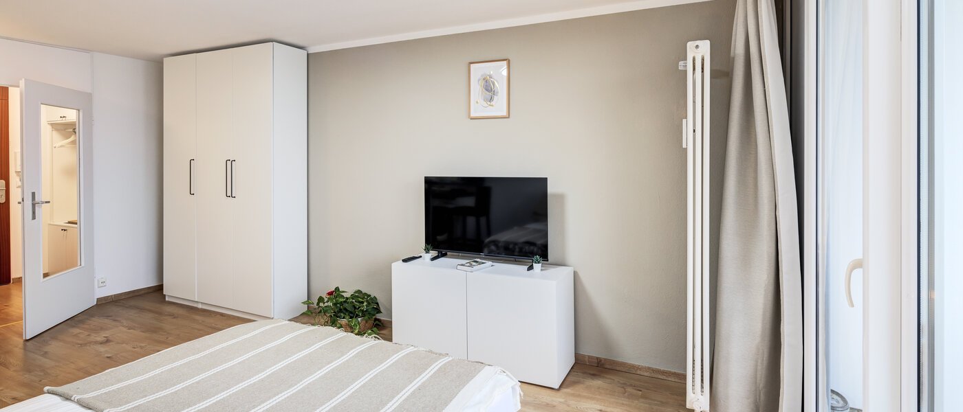 apartment München Berg am Laim 02 living area 14607