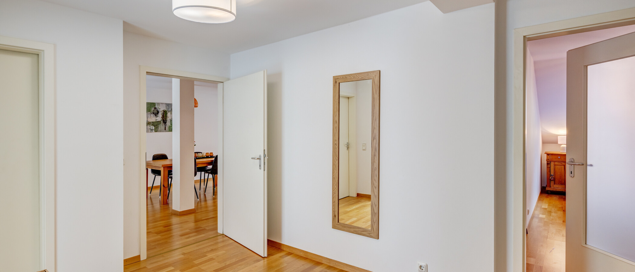 attic apartment München Ludwigsvorstadt 02 hall 14609