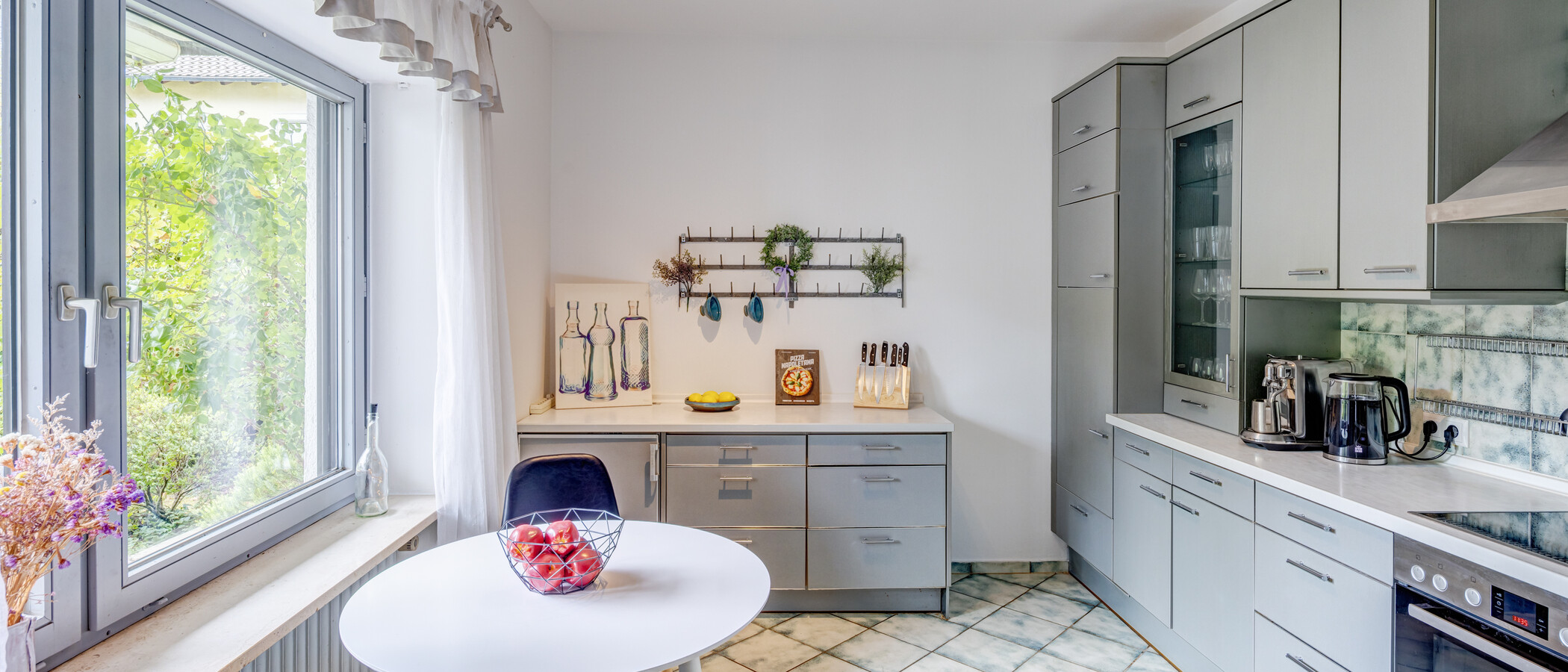 apartment with garden 	 München Hadern 01 kitchen 14610