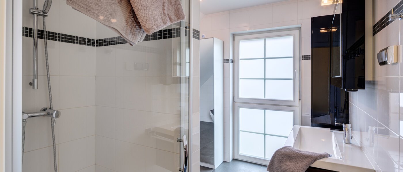 detached house Ismaning 02 1. bathroom 14615