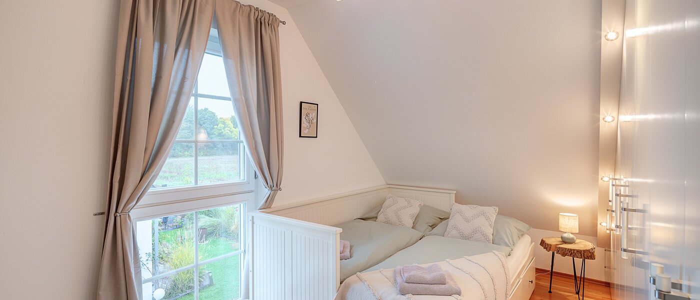 detached house Ismaning 01 guest room 14615