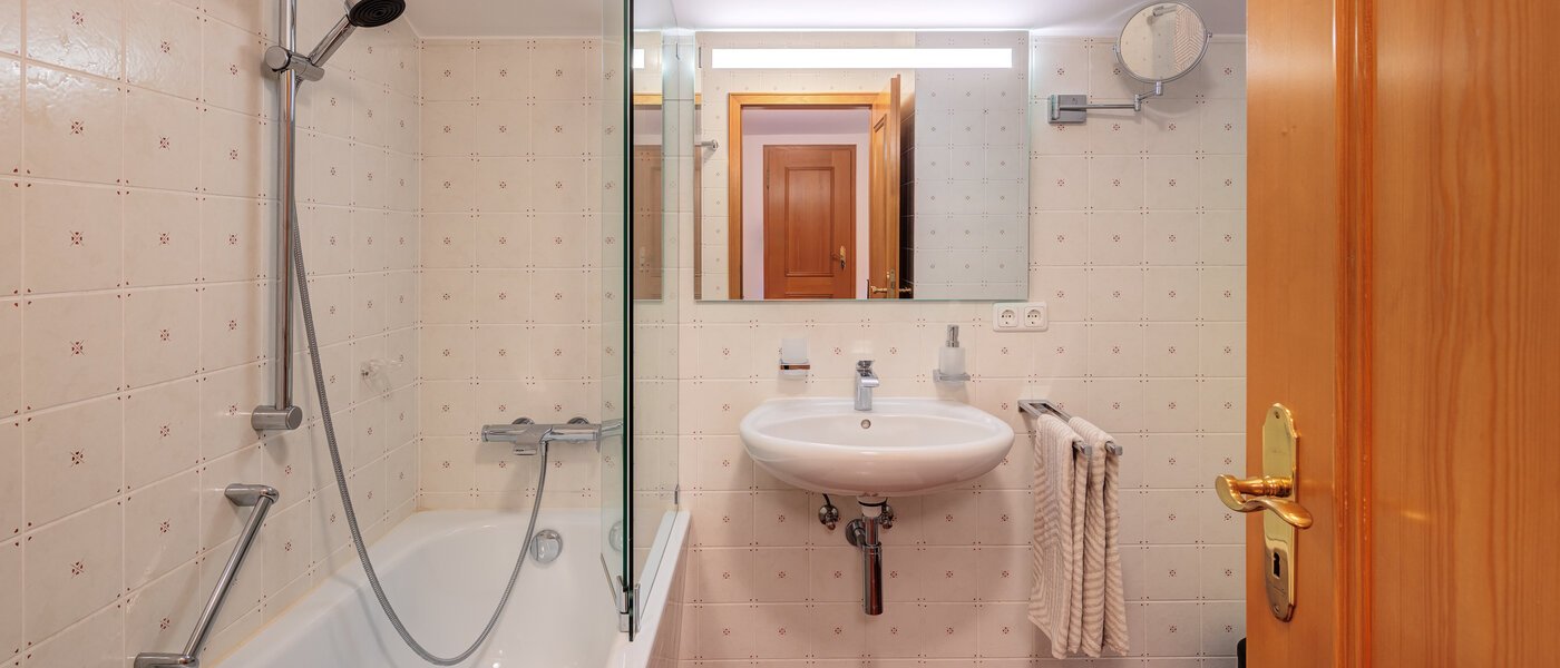 semi-detached house Rottach-Egern 03 3. bathroom 14616