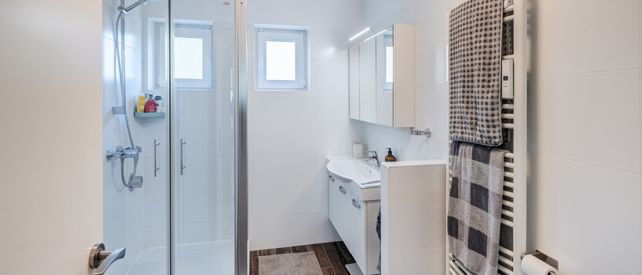 apartment München Harlaching 01 bathroom 14618
